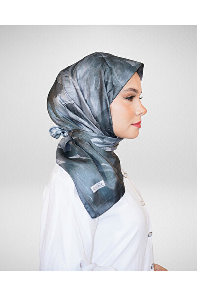 Akel Μοτίβο ψηφιακού κρυστάλλου σε κασκόλ – Αντιολισθητικό, λαμπερό και καθημερινή κομψότητα