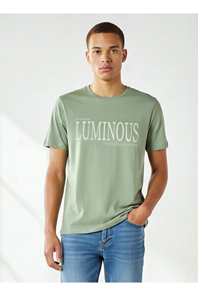 FAV Men Slim Fit Crew Neck Short Sleeves Printed T-shirt