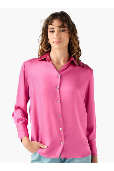 FAV قميص ساتان بياقة وقصّة عادية