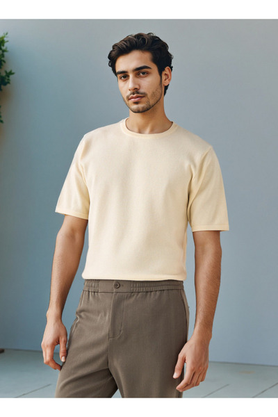 FAV Regular Fit Textured T-shirt