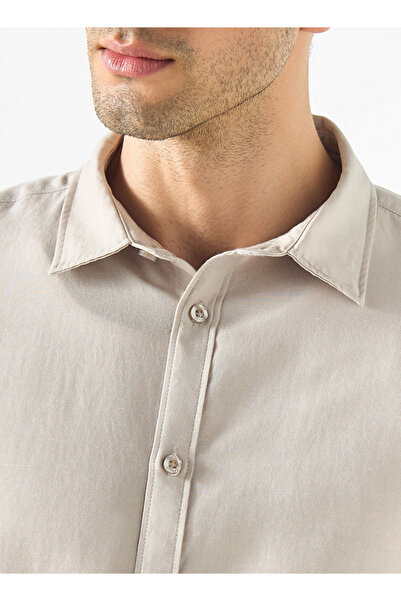 FAV Regular Fit Collared Shirt with Long Sleeves