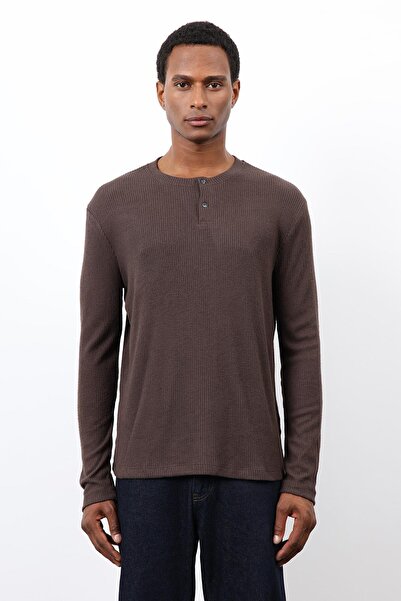 Antioch Brown Corded Fabric Button Collar T-Shirt