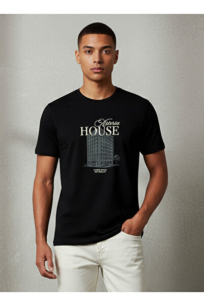 FAV Men Slim Fit Crew Neck Short Sleeves Graphic Print T-shirt