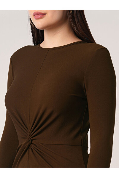 Globus By Styli Coffee Brown Round Neck Twisted Detail Midi Dress
