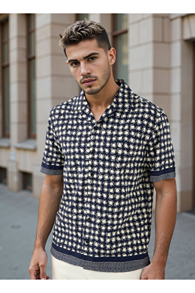 FAV قميص بياقة معسكر بطباعة كاملة