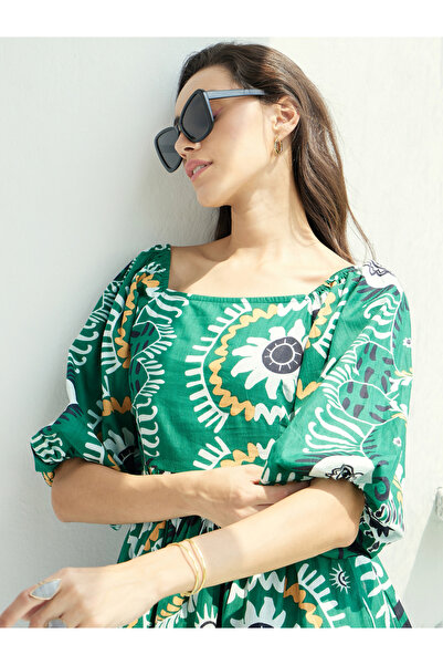 Sassafras By Styli Emerald Green Floral Print Mini Dress