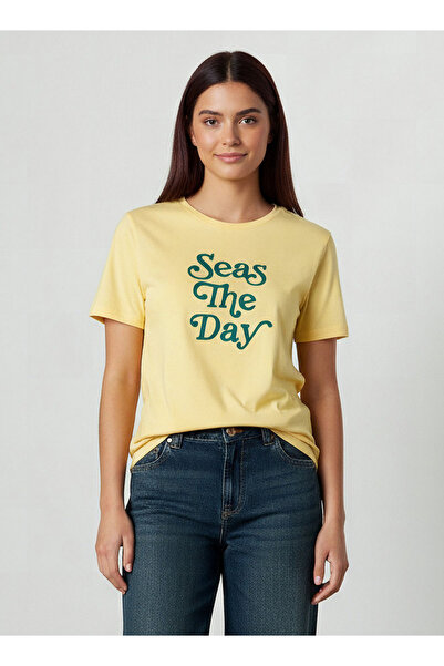 FAV Slim Fit Cotton T-shirt with Slogan Print