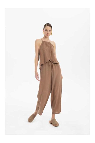 İpekçi Otantik İp Askılı Asimetrik Kesim Keten Karışımlı Bluz