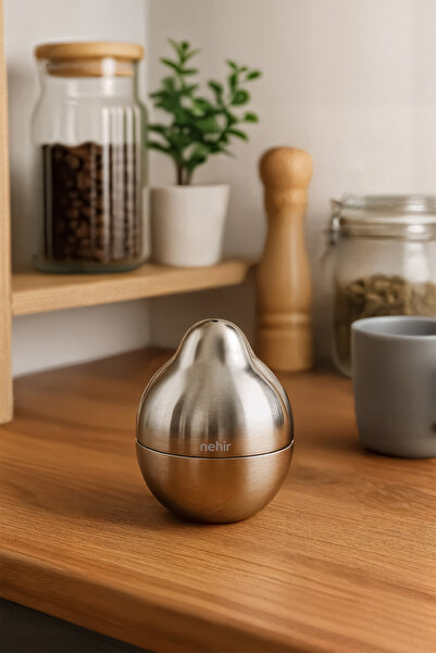 Nehir Elvis 2-Piece Stainless Steel Salt and Pepper Shaker Set