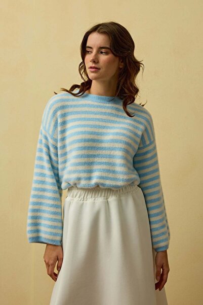 Ceylan Otantik Soft Blue Striped Plush Sweater