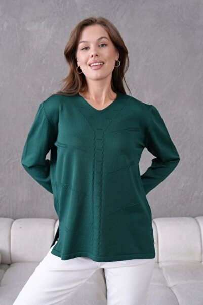 Fresh&Moda Women's Mother Stretchy Soft Textured V-Neck Slim Knitwear Sweater