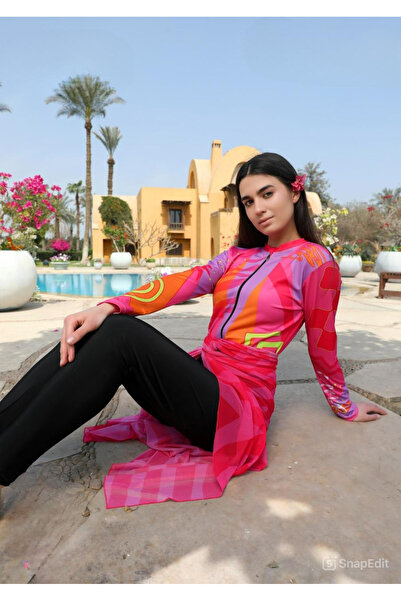 None A distinctive three-piece swimsuit that offers freedom of movement and elegance in appearance.