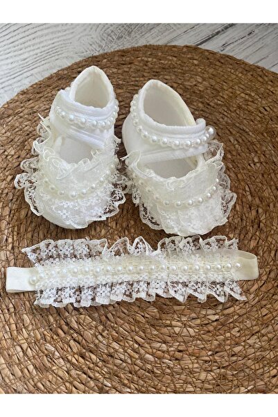 BlueBlossom مجموعة أحذية أطفال مزينة باللؤلؤ والدانتيل - أحذية + ربطة شعر |  ...