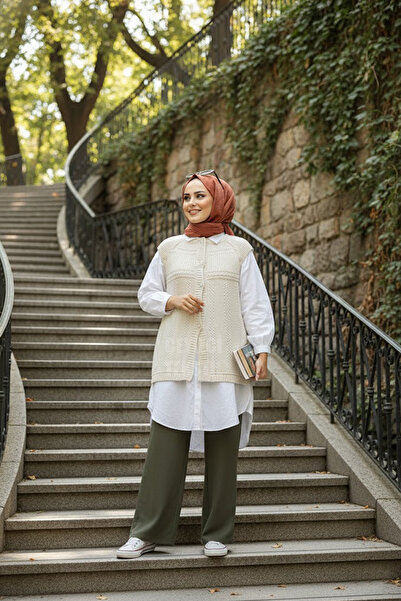 Çt Çeyizci Tekstil Весільний жилет з блискітками та ґудзиками, модель з відкладним коміром Весільний жилет