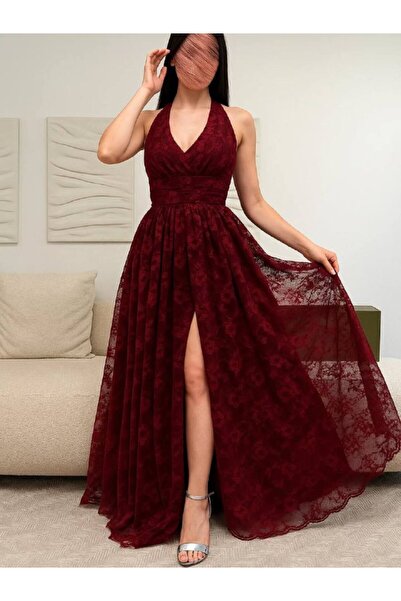 berlanty Long lace evening dress with a halter neckline and an attractive side slit