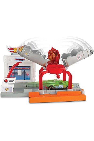 mattel Hot Wheels Blaze Blast Playset