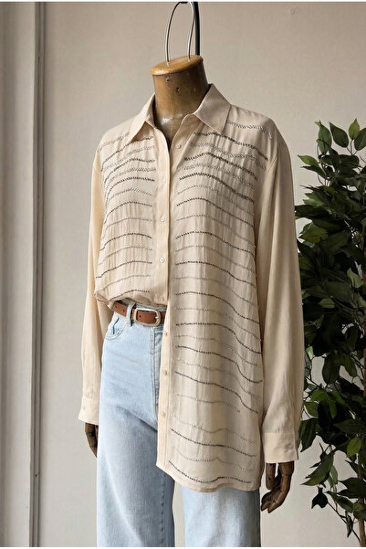 FEMELLE Light Beige Oversized Shirt with Bead Embroidery (Compatible with Size 46 and up)