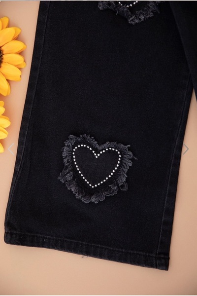 nazarbebe Girl's Heart Detailed Sweatshirt & Wide Leg Jean Pants 2-Piece Set