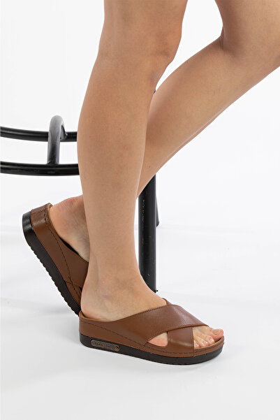 M Miel Women's Orthopedic Sole Comfortable Cross Strap House Slippers Slippers