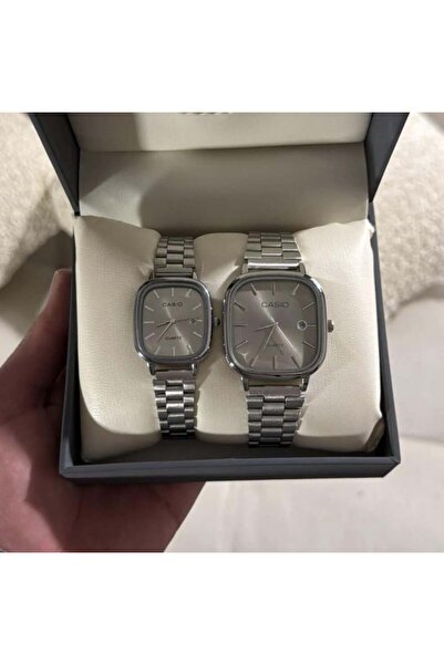 cs Classic Couple's Wristwatch