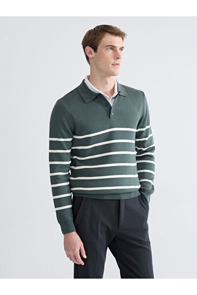 LC Waikiki سترة تريكو رجالية مخططة بياقة بولو من فيجن للموسم الجديد