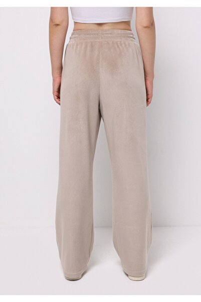 Colin's Γυναικείο ίσιο παντελόνι μεσαίου ύψους κανονικής εφαρμογής