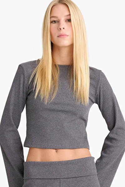 DeFacto Fitted Crew Neck Corded Fabric Ribbed Knit Long Sleeve T-Shirt G2958Ax25Wn