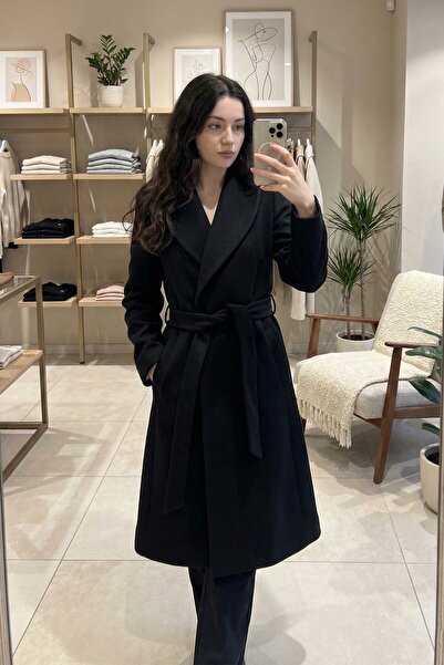 FAMODA Γυναικεία μαύρη μακριά καμπαρντίνα με τσέπες και ζώνη με αντιανεμικό κ...