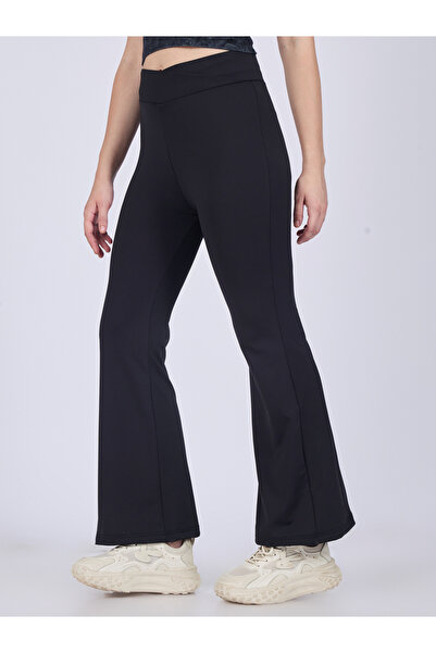 Outzidr By Styli Black Criss Cross Waistband Flared Leggings