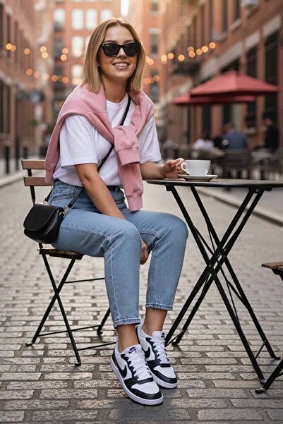 Nike Kadın Ayakkabı Snekars Beyaz/Siyah NK131