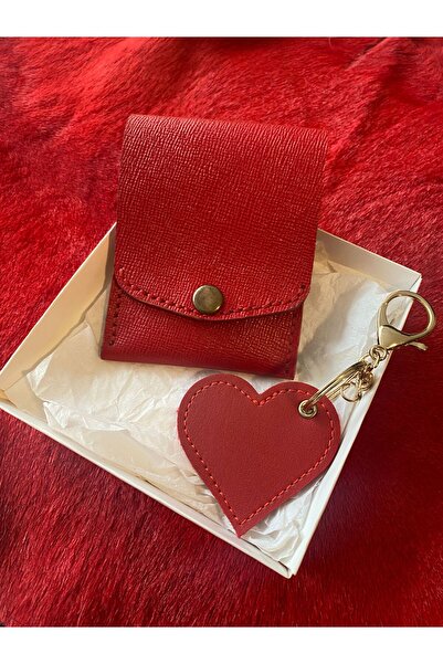 DeriPlaza New Year 2026 Suitable for Women and Men Handmade Leather Card Holder + Heart Keychain Gift Boxed