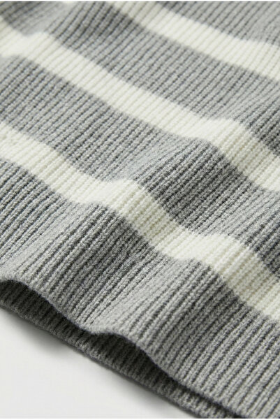 inpool Line Pattern, Half Zipper, Stand Collar, Knitwear Knit, Pattern Tracking, Winter Sweater 24Pltk08