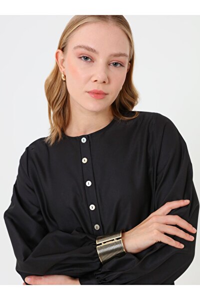 Refka Φόρεμα Τσόρνια με υφασμάτινη λεπτομέρεια από ποπλίνα - Μαύρο -