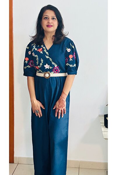 Studio Nuzhat Linen embroidered Jumpsuit