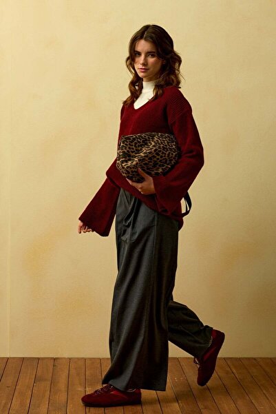 Ceylan Otantik Burgundy V-Neck Knitwear Sweater & Anthracite Pleated Detail Palazzo Pants Sets
