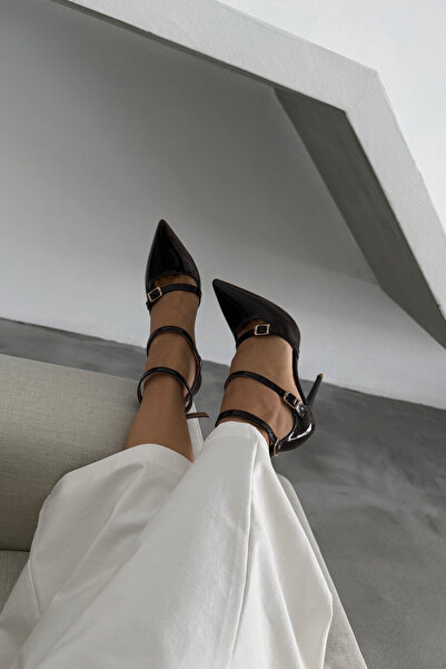 AYAKKABI PRENSİ Ava Three-Stripes Brown Patent Leather