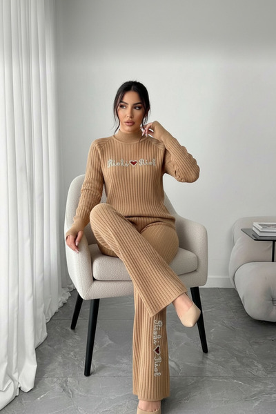 NEWCO Corded Fabric Textured Pearl Embroidered Finger-Threaded Half-Turtleneck Knitwear Two-Piece Suit
