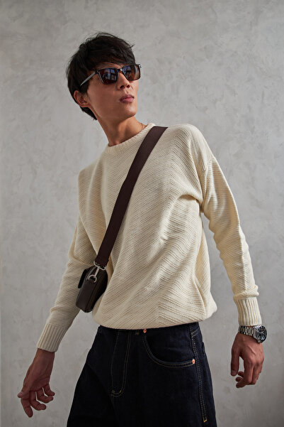 HYMAN Ανδρικό πουλόβερ με λαιμόκοψη oversized με αντίστροφο πλεκτό σχέδιο