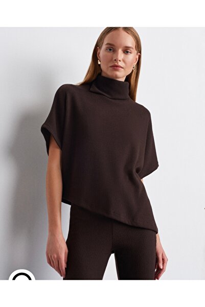 Dilvin Boğazlı asimetrik kesim Kısakollu salaş bluz