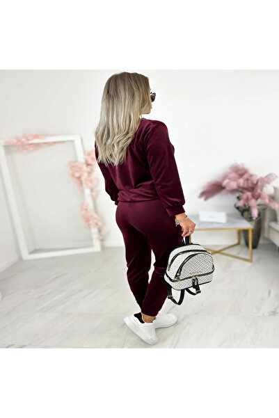 NOVALİA COOL Elegant Two-Piece Tracksuit with Neckline Detail and Modern Cut