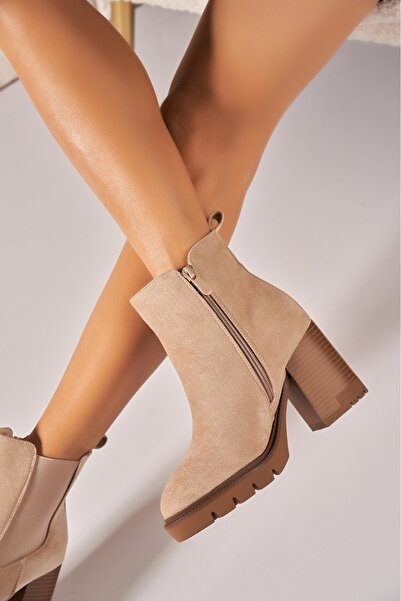 Joana Raine Kaki Suede Ankle Boots with Faux Fur Lining