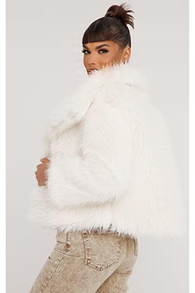 BIGNUANCE Women's Faux Fur Coat – Premium Soft Texture, Stylish Design White