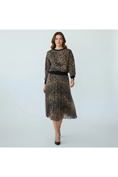 Invee Leopard Print Lace Skirt Set