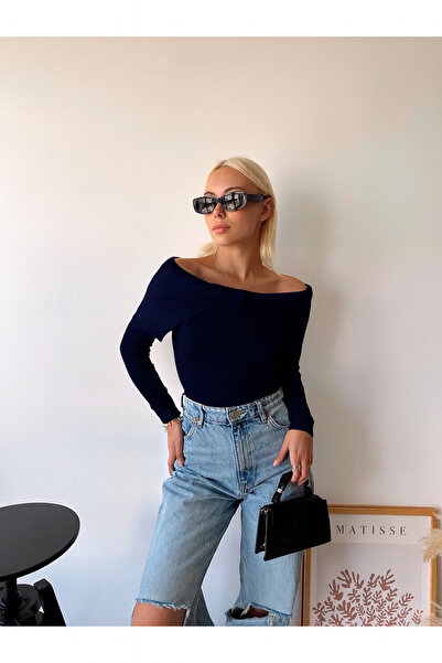 LACHT Γυναικεία μπλούζα με γιακά Madonna σε μπλε ναυτικό πλεκτό