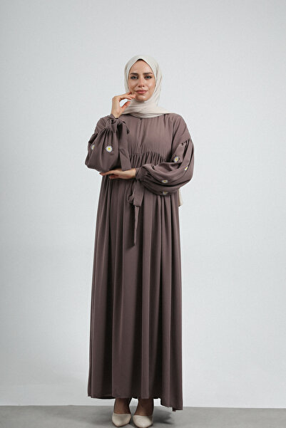 MARQUANT ROBALI ELBİSE KOL BAĞLAMALI PAPATYA NAKIŞLI ELBİSE