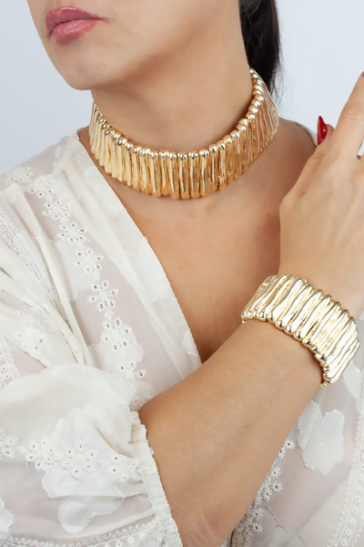 Liveyn Design Luna Gold Textured Choker & Bracelet Set