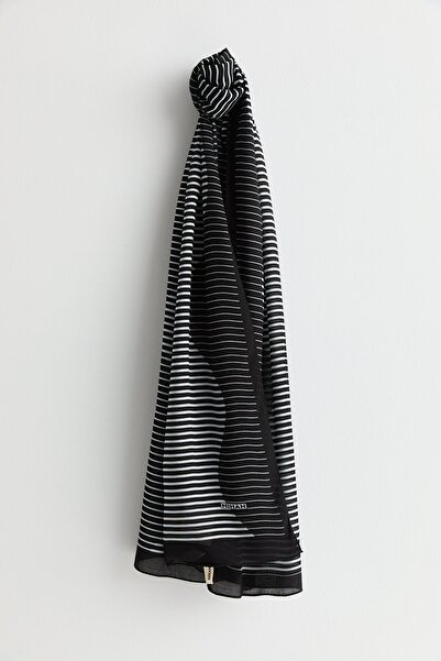 Nihan Desenli Viskon İpek Şal Siyah