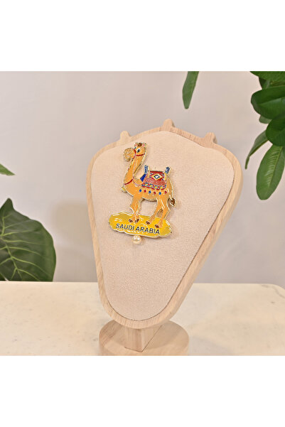 Crafted by Lifestyle Camel Saudi Arabia Brooch