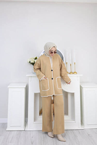 sorisso Embroidered Knitwear Set