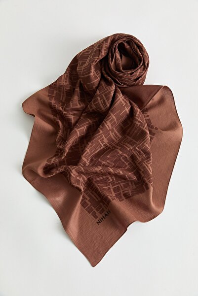 Nihan Geometrik Desen Jakar Eşarp Kahve